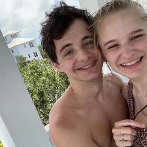 Meet your Posher, Philip